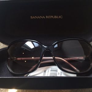 NWT Banana Republic Sunglasses